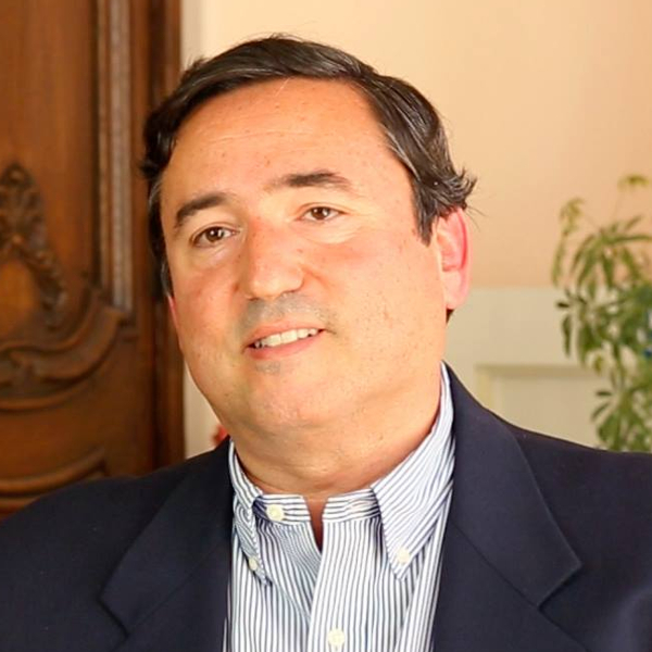 Daniel Vicario, MD